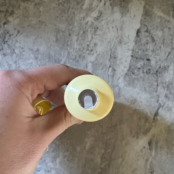 SOLD 🌸Tarte Cake Butter Sample Size - Picture 3 of 3